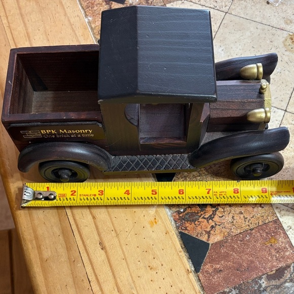 Vintage Wooden Model Truck - Picture 10 of 12
